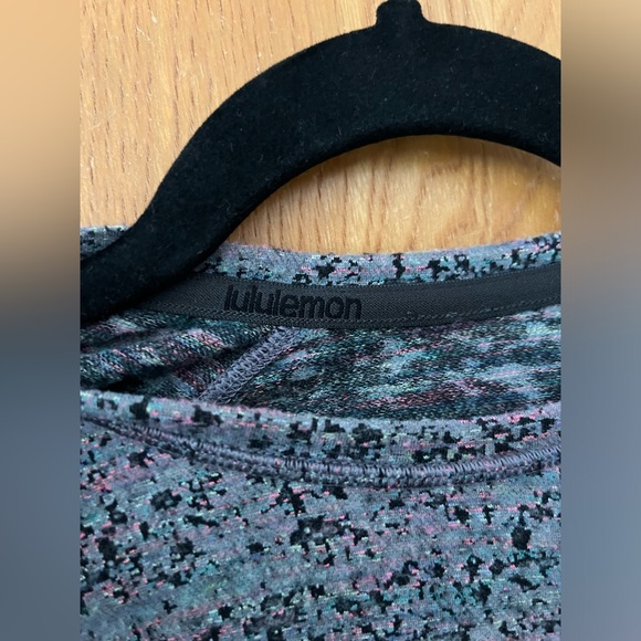 LULULEMON Runderful Long Sleeve 4 - Picture 4 of 13